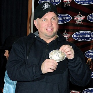 Garth Brooks in PBR and Garth Brooks Teammates for Kids Foundation Press Conference