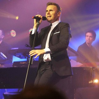 Gary Barlow in Gary Barlow Performing Live on Stage