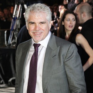 Gary Ross in The Paris Premiere of The Hunger Games - Arrivals