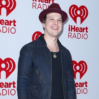 2012 iHeartRadio Music Festival - Day 2 - Arrivals
