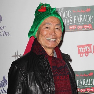 2012 Hollywood Christmas Parade Benefiting Marine Toys for Tots - Arrivals
