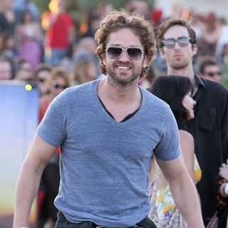 Gerard Butler in Celebrities at The 2012 Coachella Valley Music and Arts Festival - Day 3