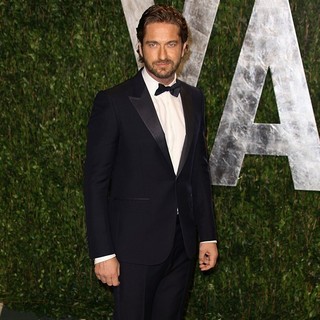 Gerard Butler in 2012 Vanity Fair Oscar Party - Arrivals