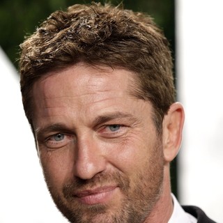 Gerard Butler in 2013 Vanity Fair Oscar Party - Arrivals