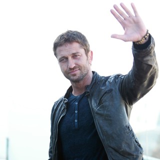 Russian Photocall for Olympus Has Fallen