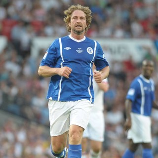Gerard Butler in Soccer Aid 2012 in Support of UNICEF UK