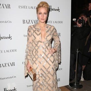 Gillian Anderson in Harper's Bazaar Women of The Year 2012 - Arrivals