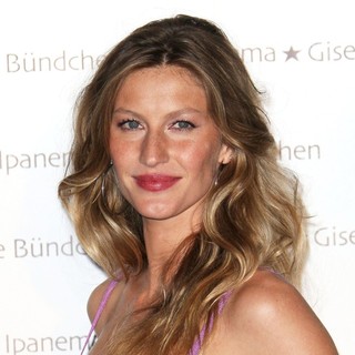 Gisele Bundchen Launches Her Flip Flop Collection