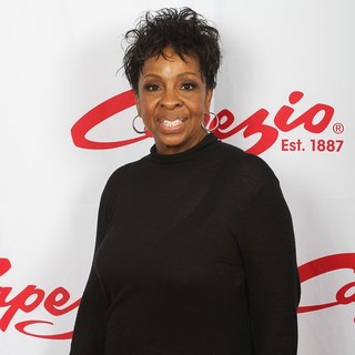 Gladys Knight in 14th Season of Dancing with the Stars Backstage Gifting with SocialHill