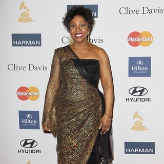 Gladys Knight in Clive Davis and The Recording Academy's 2013 Pre-Grammy Gala and Salute to Industry Icons - gladys-knight-clive-davis-and-the-recording-academy-s-2013-pre-grammy-gala-03