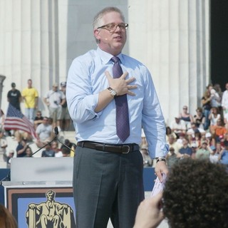 Glenn Beck in Rally Honouring America's Serivce Personnel