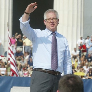 Glenn Beck in Rally Honouring America's Serivce Personnel
