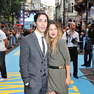 The UK Premiere of 'Going the Distance' - Arrivals