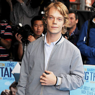 Alfie Allen in The UK Premiere of 'Going the Distance' - Arrivals