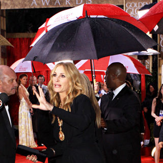 Julia Roberts at 67th Golden Globe Awards - Arrivals