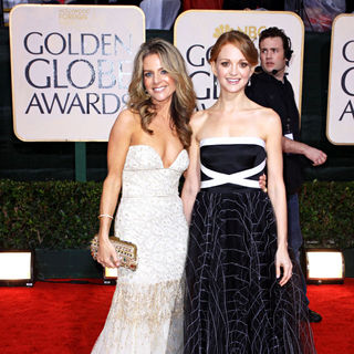 Jessalyn Gilsig, Jayma Mays in 67th Golden Globe Awards - Arrivals