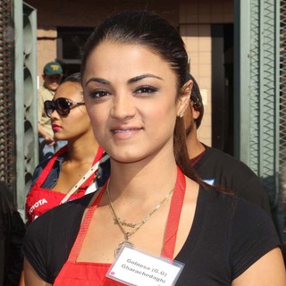 Golnesa Gharachedaghi in The Los Angeles Mission's Thanksgiving for Skid Row Homeless