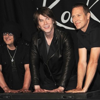 The Induction of The Goo Goo Dolls into Guitar Center's RockWalk