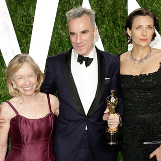 Doris Kearns Goodwin, Daniel Day-Lewis, Rebecca Miller in 2013 Vanity Fair Oscar Party - Arrivals