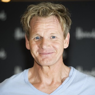 Gordon Ramsay in Gordon Ramsay Signs Copies of His Book Gordon Ramsay's Ultimate Cookery Course