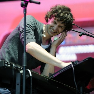 Gotye in Gotye Performing Live in Concert at The Annual Homebake Australian Music Festival