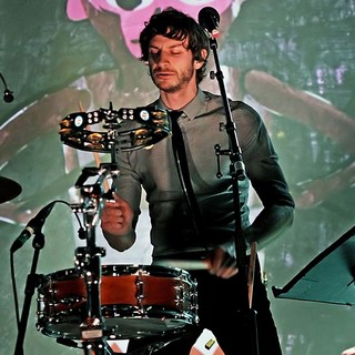 Gotye in Gotye Performing