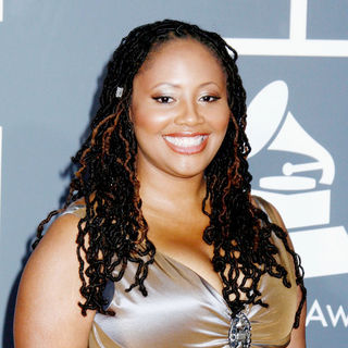 Lalah Hathaway
