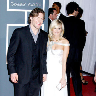 Carrie Underwood, Mike Fisher in 52nd Annual Grammy Awards