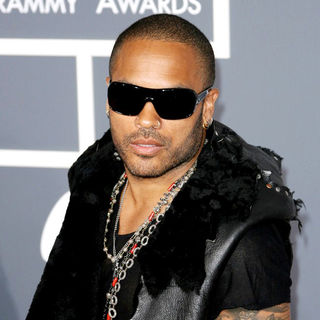 The 53rd Annual GRAMMY Awards - Red Carpet Arrivals