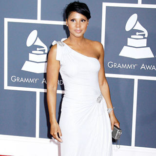 Toni Braxton in 52nd Annual Grammy Awards