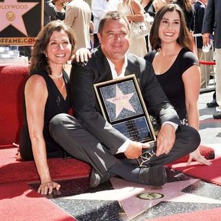 Amy Grant in Vince Gill Is Honored with A Star on The Hollywood Walk of Fame - grant-gill-vince-gill-walk-of-fame-02
