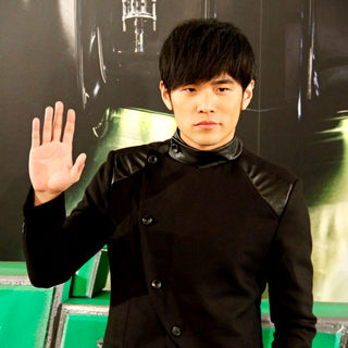 Jay Chou in 'The Green Hornet' Photocall - green_hornet_photocall_19_wenn5579803