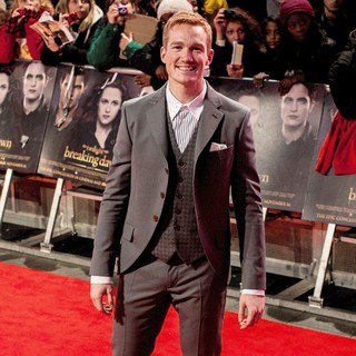 Greg Rutherford in The Premiere of The Twilight Saga's Breaking Dawn Part II - Arrivals