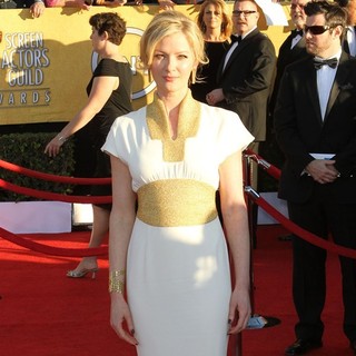 Gretchen Mol in The 18th Annual Screen Actors Guild Awards - Arrivals
