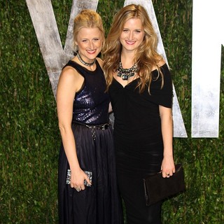Mamie Gummer, Grace Gummer in 2012 Vanity Fair Oscar Party - Arrivals