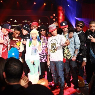 Lil Twist in BET's 106 and Park New Year's Eve Show - gunz-twist-minaj-wow-bet-s-106-and-park-new-year-s-eve-show-01