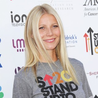 Gwyneth Paltrow in Stand Up To Cancer 2012 - Arrivals