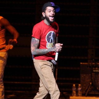 Gym Class Heroes in 102.7 KIIS FM's Jingle Ball 2011 - Show