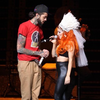 Gym Class Heroes in 102.7 KIIS FM's Jingle Ball 2011 - Show