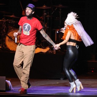 Gym Class Heroes in 102.7 KIIS FM's Jingle Ball 2011 - Show