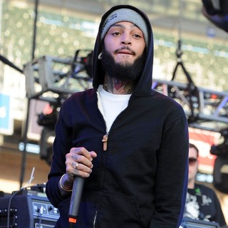 Travis McCoy, Gym Class Heroes in 102.7 KIIS FM's Wango Tango 2012 - Show