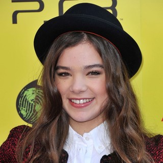 Hailee Steinfeld in Variety's 5th Annual Power of Youth Event