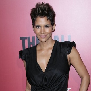 Halle Berry in Los Angeles Premiere of The Call