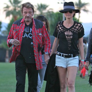 Johnny Hallyday, Laetitia Boudou in Celebrities at The 2012 Coachella Valley Music and Arts Festival - Day 2