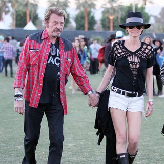 Johnny Hallyday, Laetitia Boudou in Celebrities at The 2012 Coachella Valley Music and Arts Festival - Day 2