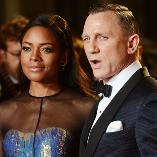 Naomie Harris, Daniel Craig in World Premiere of Skyfall - Arrivals