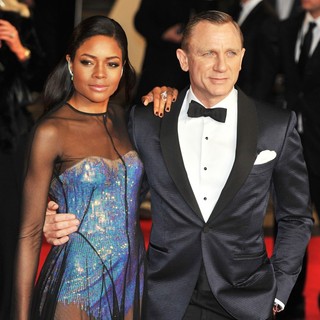 Naomie Harris, Daniel Craig in World Premiere of Skyfall - Arrivals