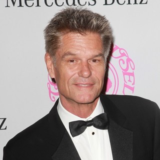 Harry Hamlin in 26th Anniversary Carousel of Hope Ball - Presented by Mercedes-Benz - Arrivals