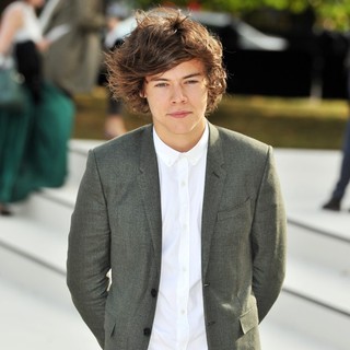 Harry Styles, One Direction in London Fashion Week Spring-Summer 2013 - Burberry - Arrivals