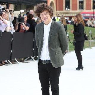 Harry Styles, One Direction in London Fashion Week Spring-Summer 2013 - Burberry - Arrivals